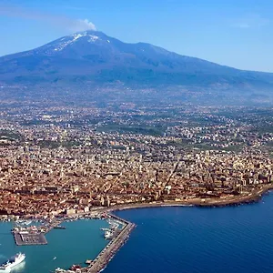 https://santa-barbara-apartment.catania-hotels.net